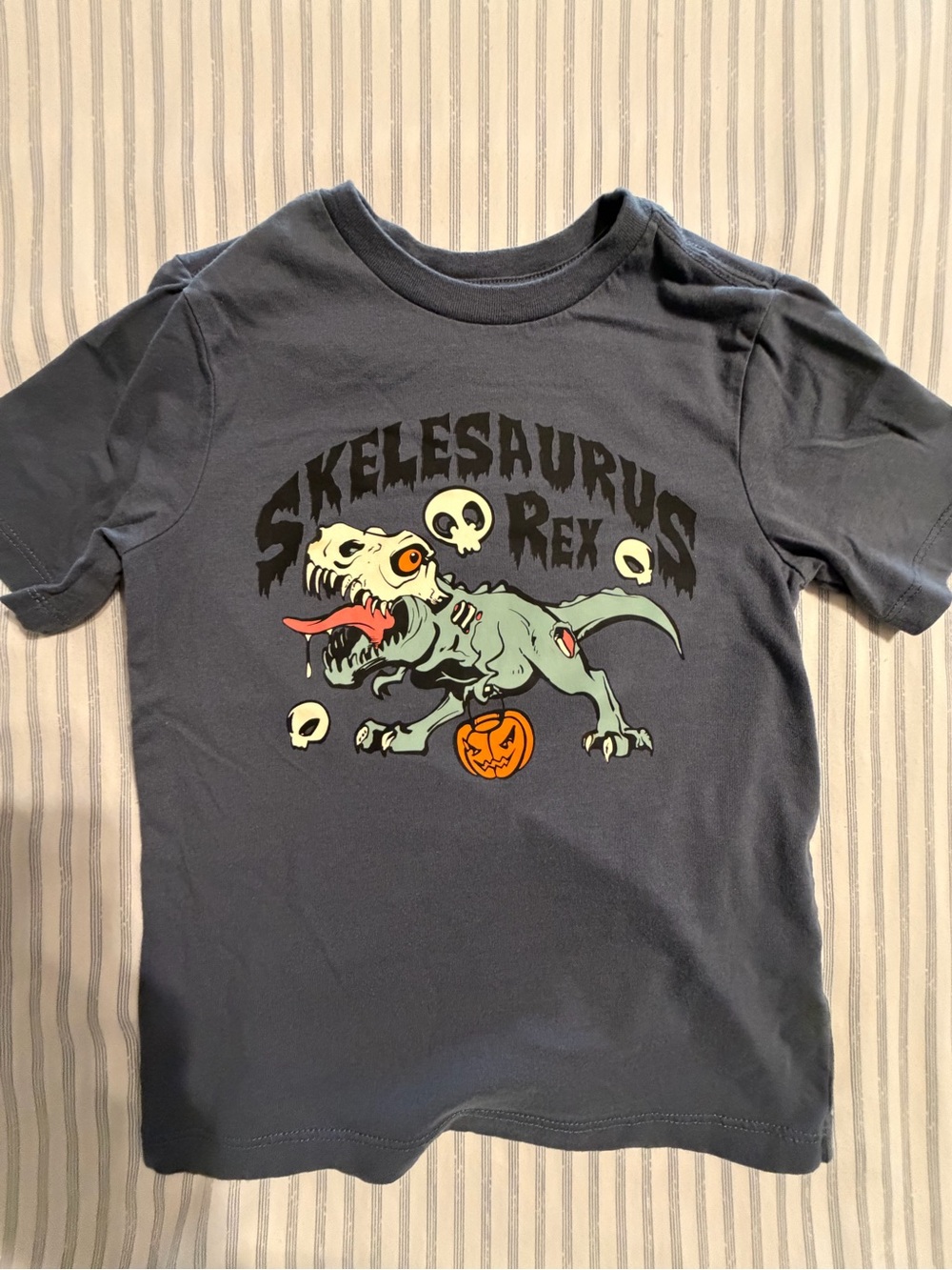 2 for$6✨Wonder Nation Boy’s Halloween Graphic Tee, Size XS (Age 4/5)